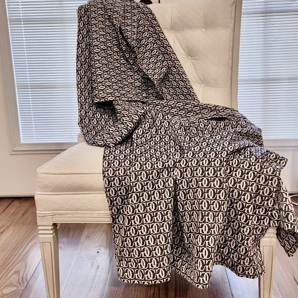 Williams Sonoma Other - WIlliams-Sonoma Grand Cuisine Tablecloth-GC Logo